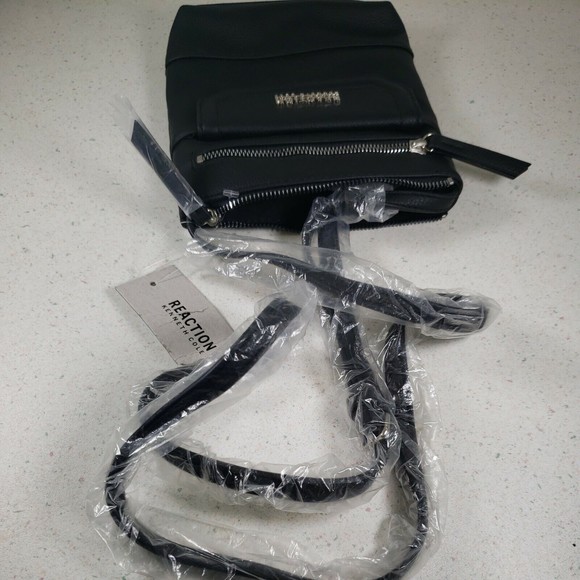 Kenneth Cole Gabriella Mini Crossbody 8” X 7” Zipper Top Pouch Snap Pouch Black - Picture 4 of 12